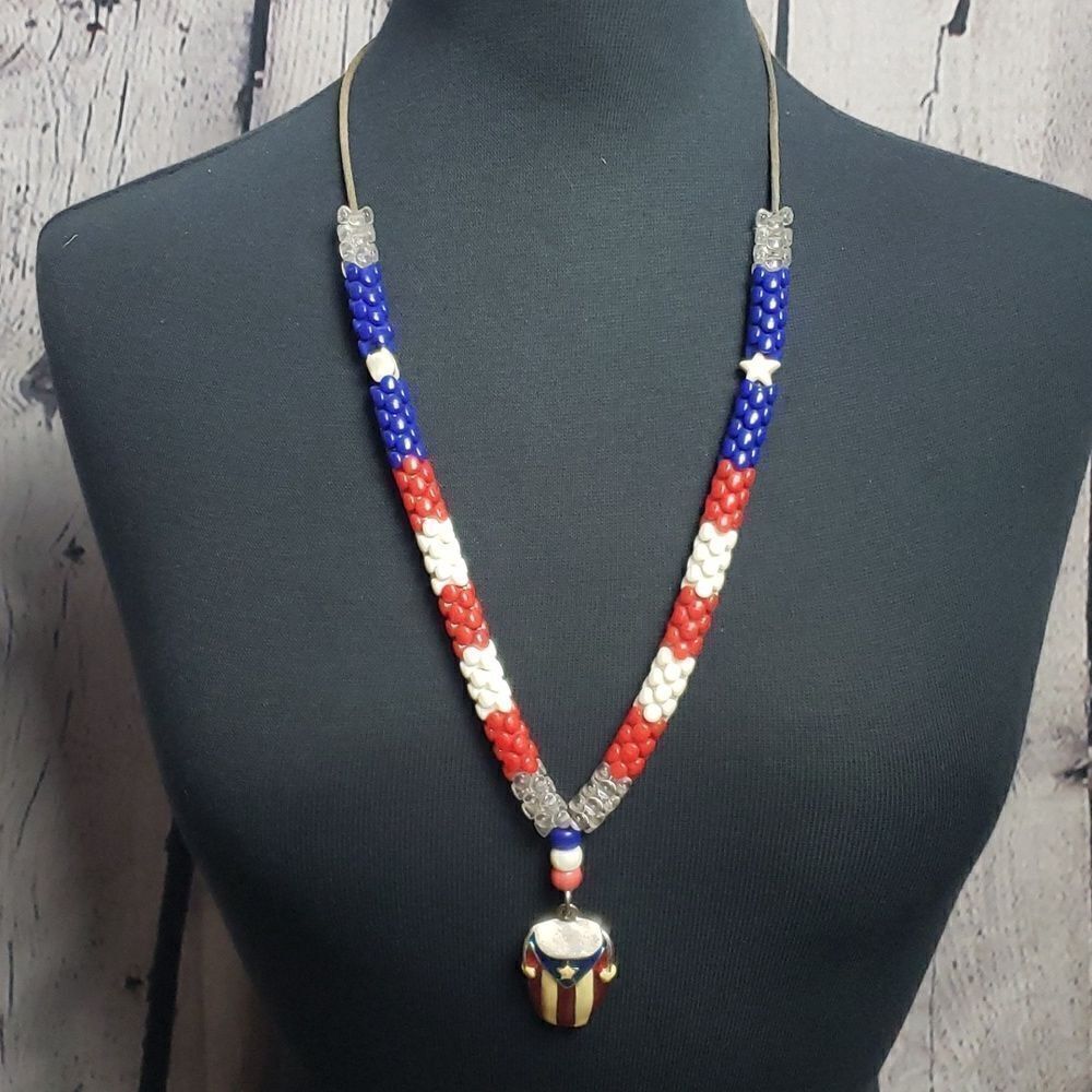 Vintage Handmade Beaded Conga Necklace